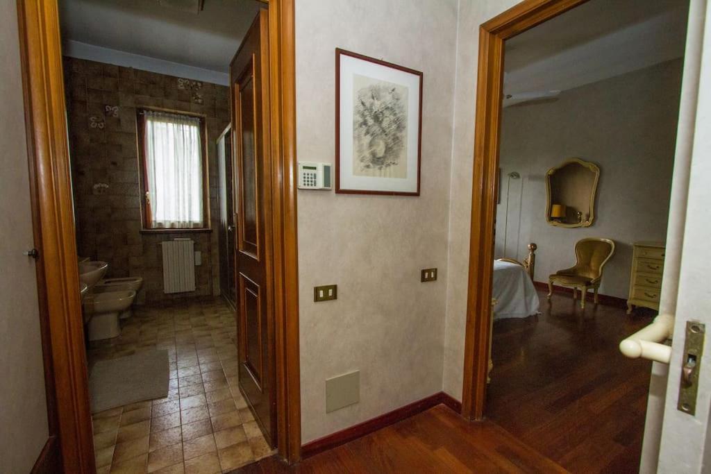 Casa Su Lago Privato A Due Passi Da Milano Segrate Eksteriør billede
